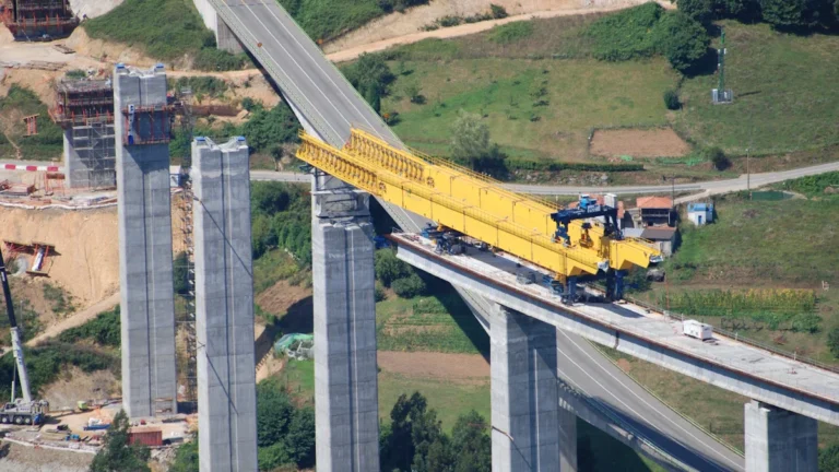 Kaunas A1 Motorway Overpass Passes 200-Tonne Stress Test