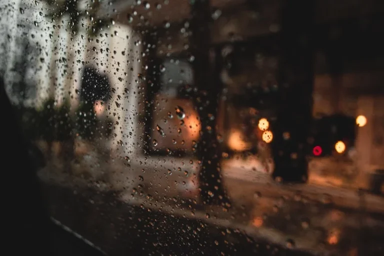Met Office amber warning before Monday morning: what counts