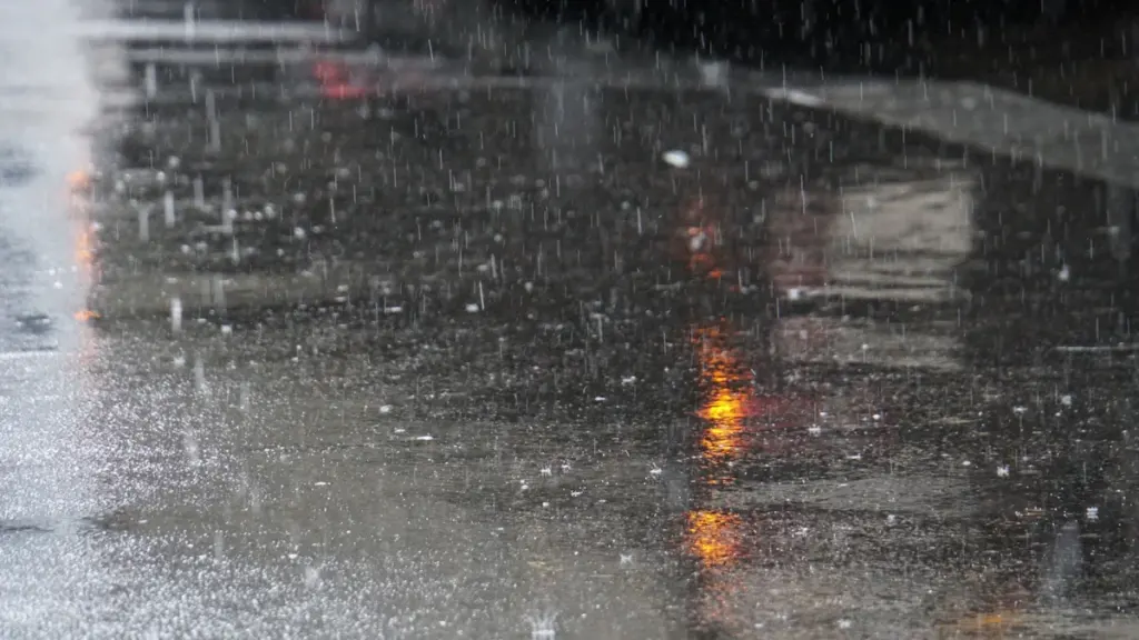 Met Office Amber Warning Decision Before Monday Morning