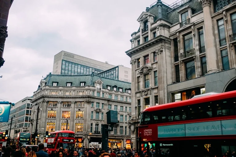 Westminster pushes back on Oxford Street access plans
