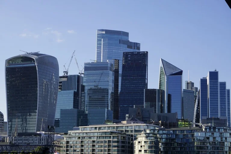 England Heat-Health Alerts: Essential Safety Checks for June 2026