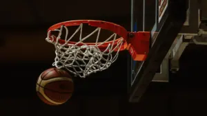 Julian Champagnie’s 11 threes put his Spurs role in focus