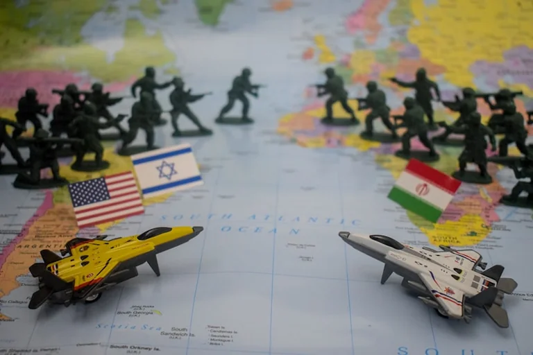 Trump and Netanyahu tensions put Iran talks in focus